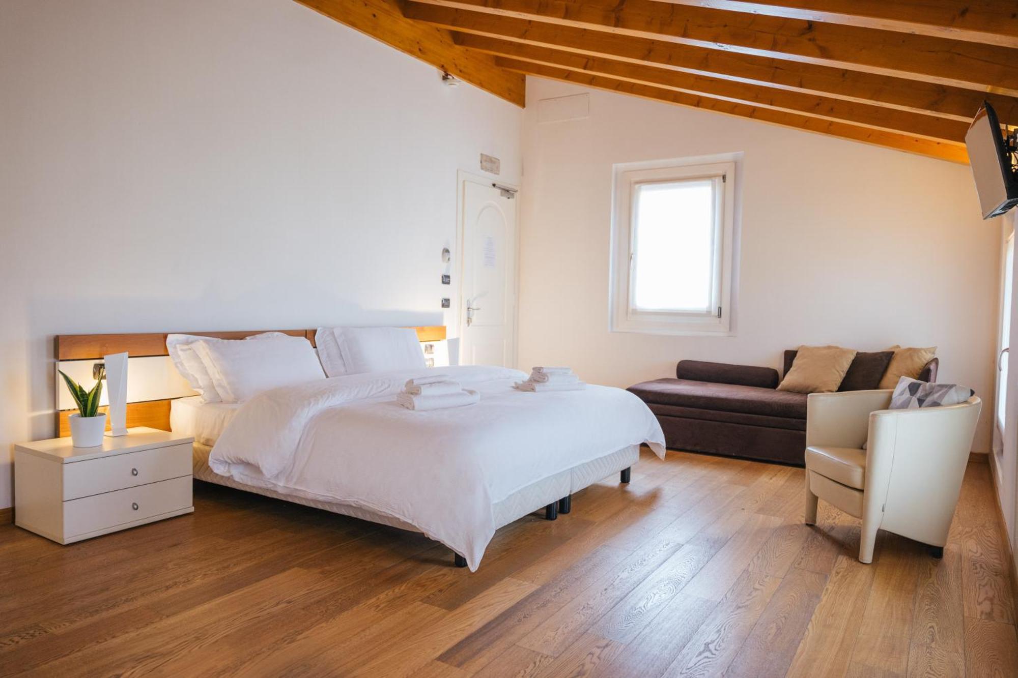 Agriturismo Podere Dell'Angelo Pasiano Di Pordenone エクステリア 写真