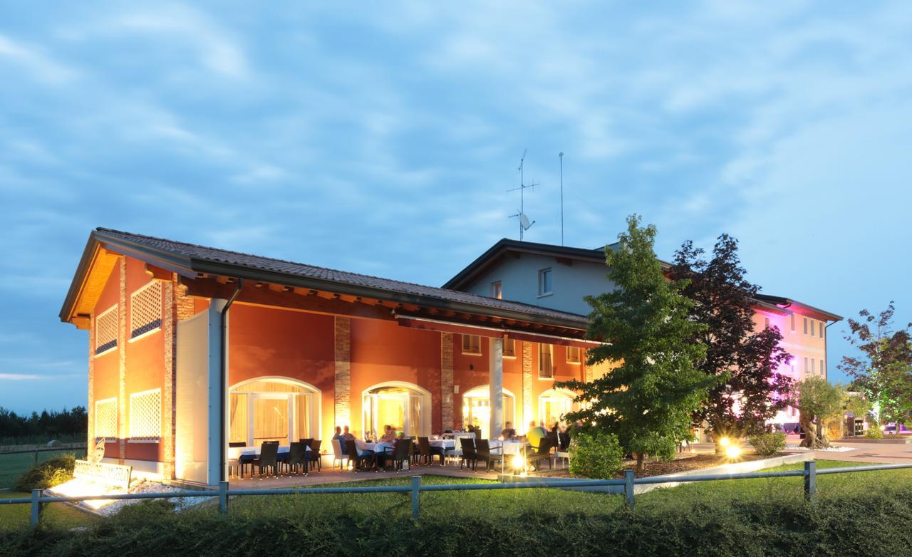 Agriturismo Podere Dell'Angelo Pasiano Di Pordenone エクステリア 写真